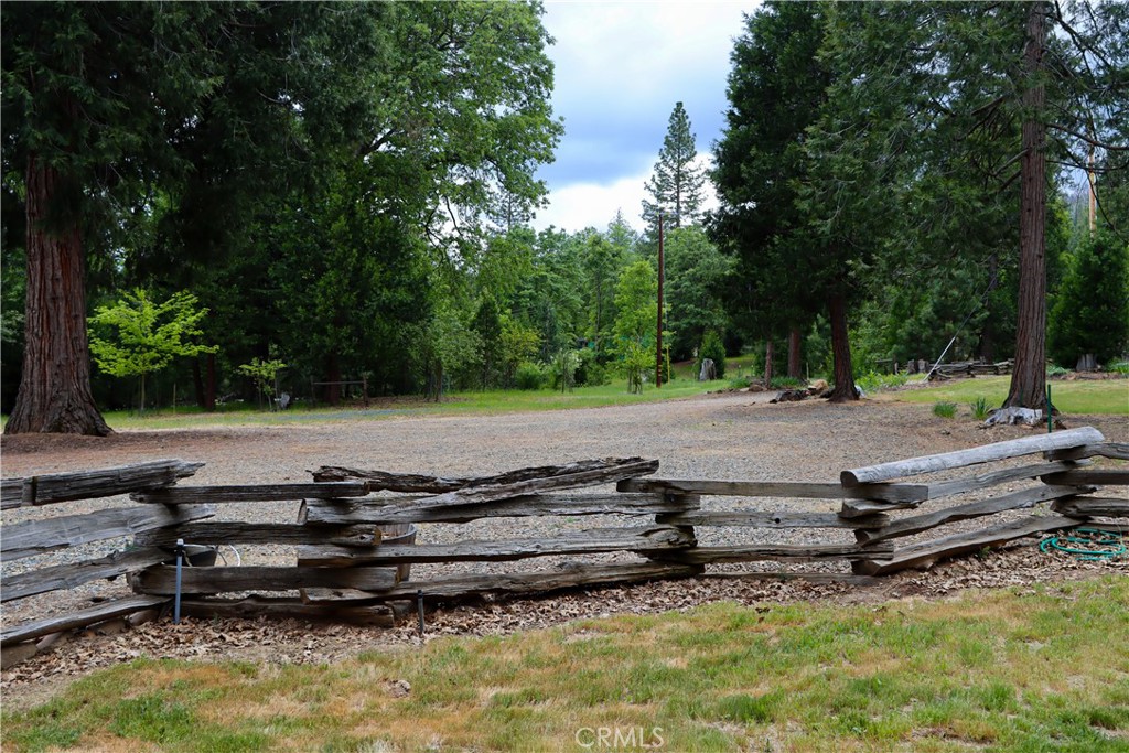 7072 Cranes Nest Rd, Mariposa, CA 95338