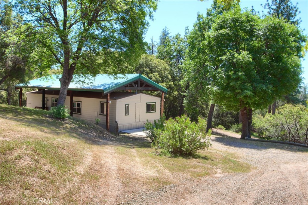 2843 E Westfall Rd, Mariposa, CA 95338