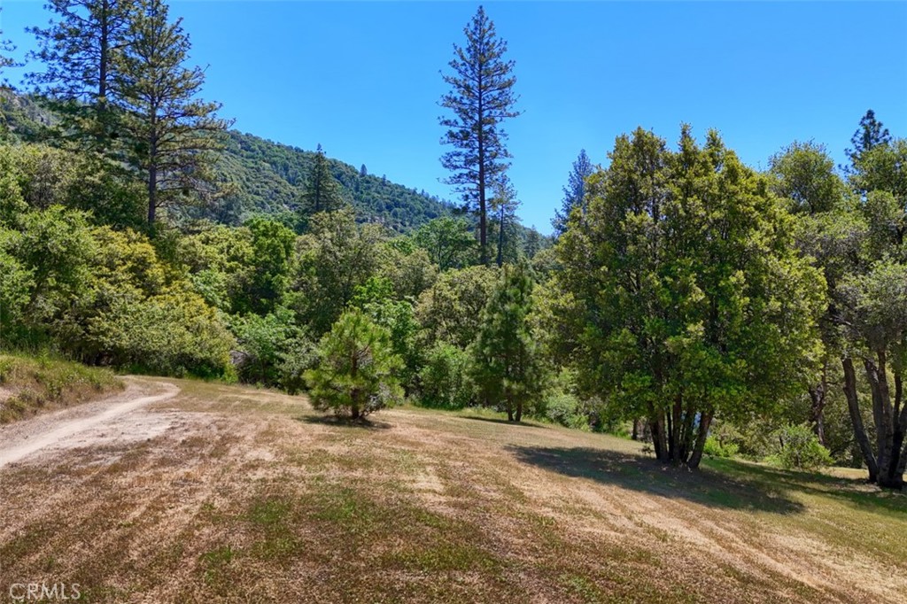 2843 E Westfall Rd, Mariposa, CA 95338