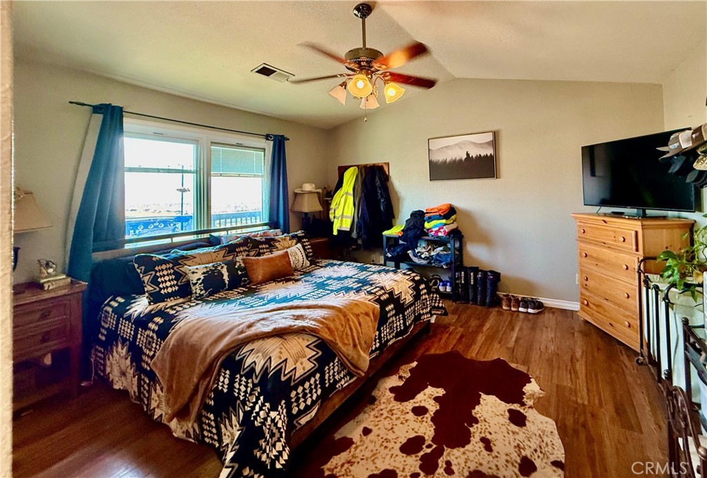 9307 Banderilla Dr, La Grange, CA 95329