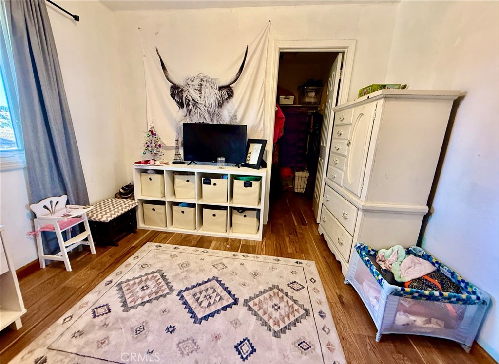 9307 Banderilla Dr, La Grange, CA 95329