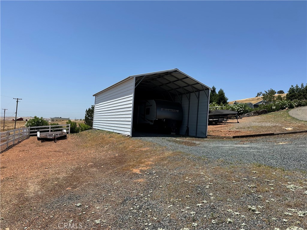 9307 Banderilla Dr, La Grange, CA 95329