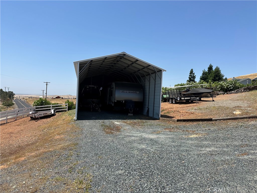 9307 Banderilla Dr, La Grange, CA 95329