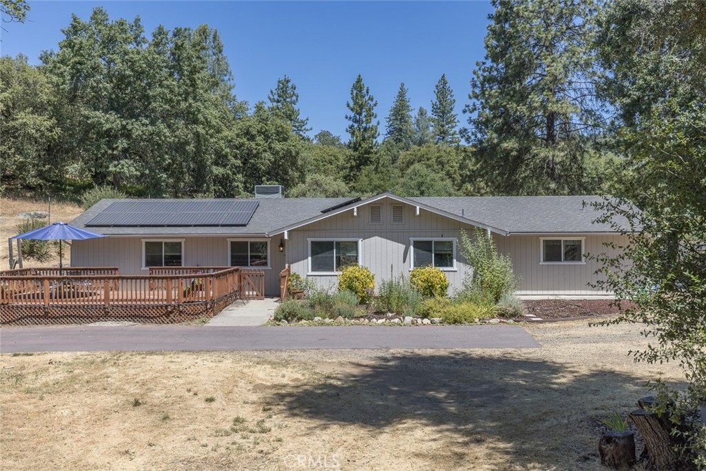 45315 Forest Ridge Dr, Ahwahnee, CA 93601
