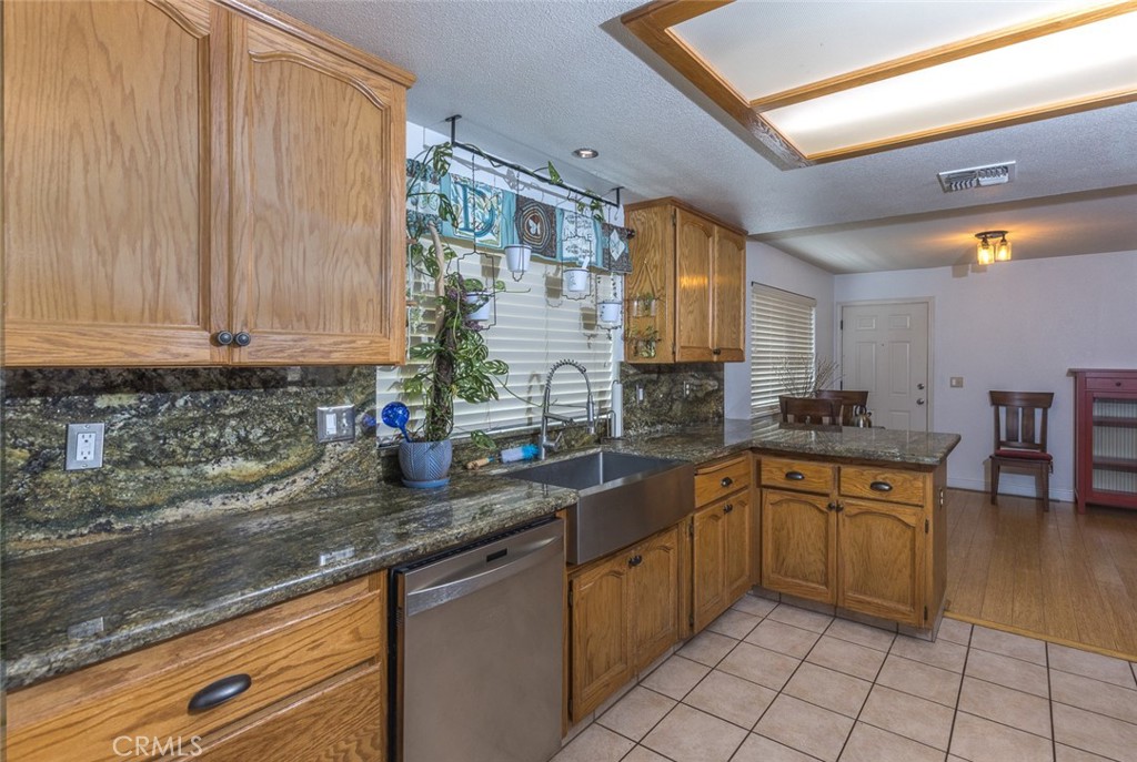 45315 Forest Ridge Dr, Ahwahnee, CA 93601