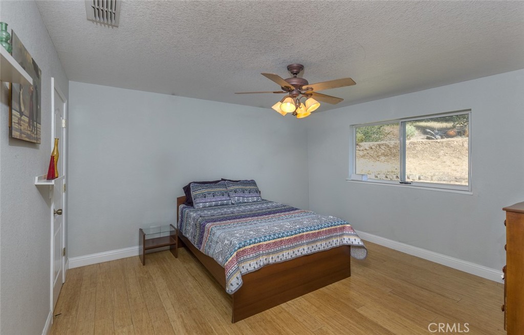 45315 Forest Ridge Dr, Ahwahnee, CA 93601