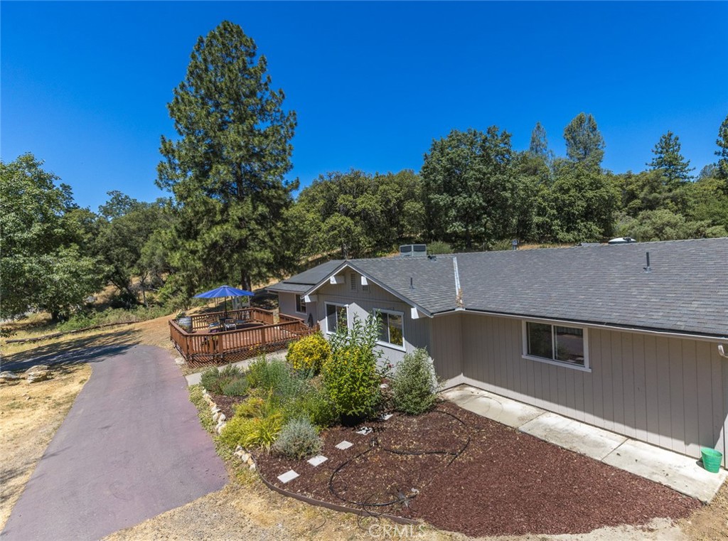 45315 Forest Ridge Dr, Ahwahnee, CA 93601
