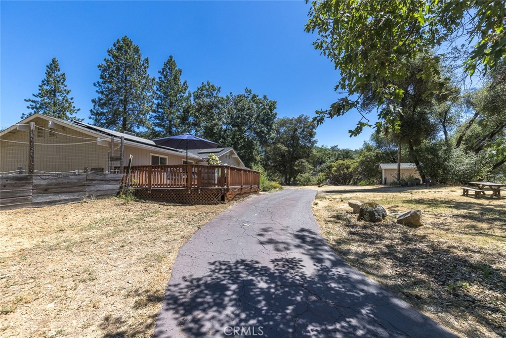 45315 Forest Ridge Dr, Ahwahnee, CA 93601