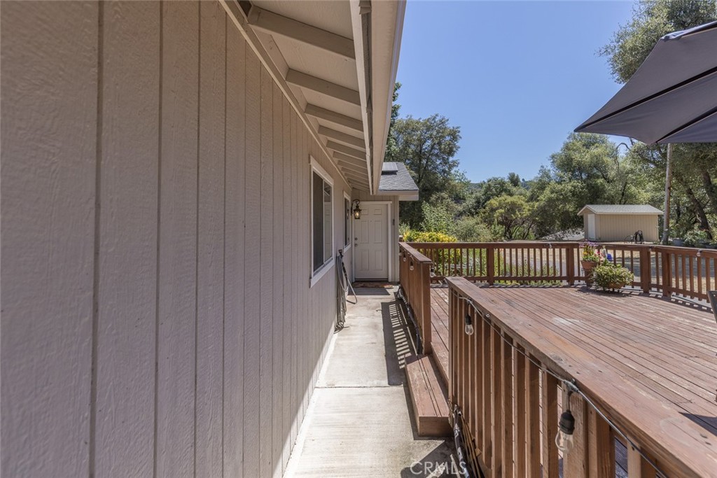 45315 Forest Ridge Dr, Ahwahnee, CA 93601