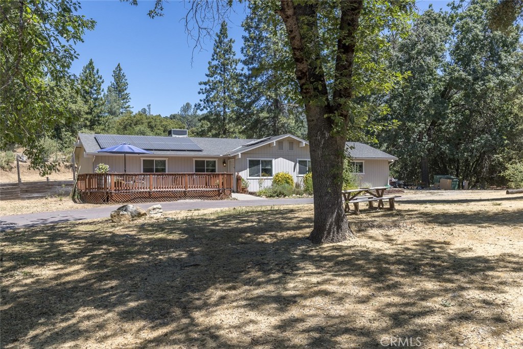 45315 Forest Ridge Dr, Ahwahnee, CA 93601
