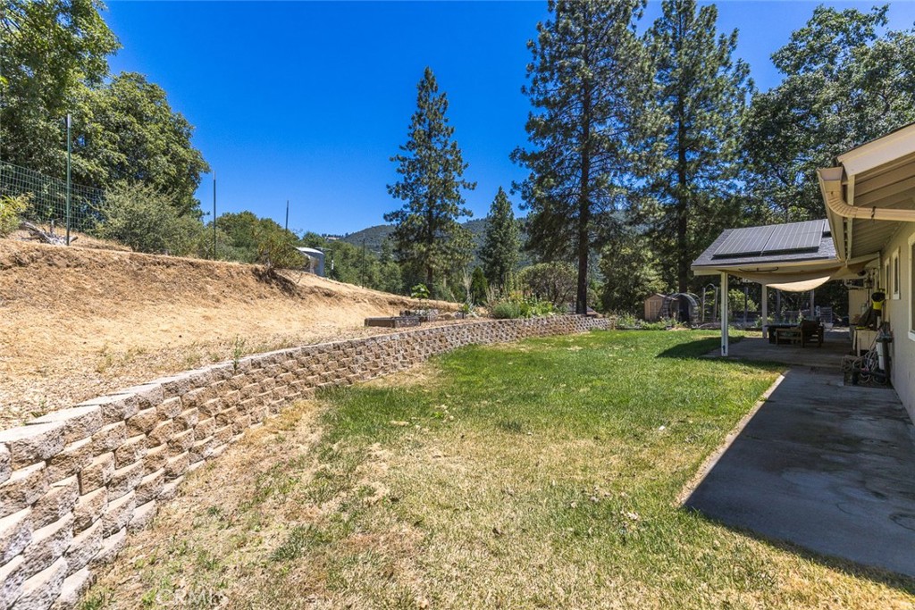45315 Forest Ridge Dr, Ahwahnee, CA 93601