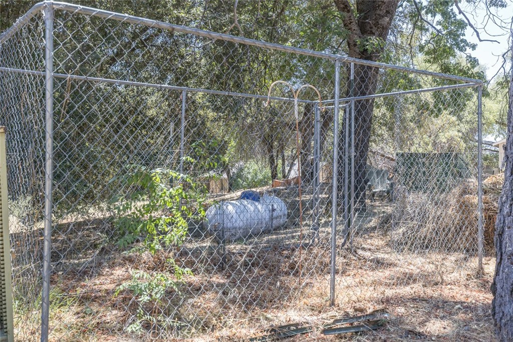 45315 Forest Ridge Dr, Ahwahnee, CA 93601