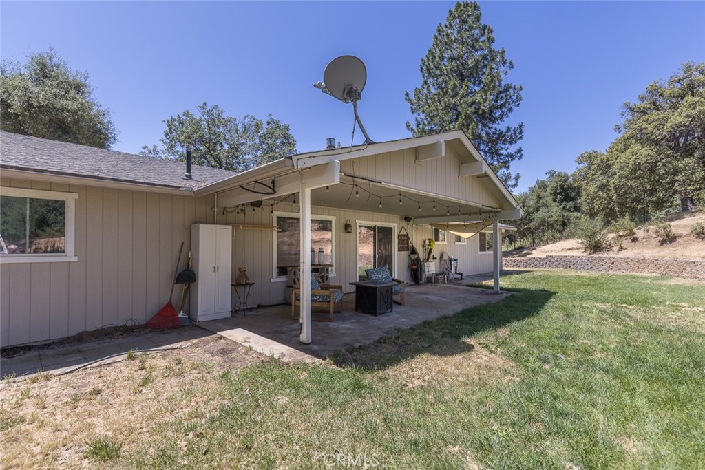 45315 Forest Ridge Dr, Ahwahnee, CA 93601