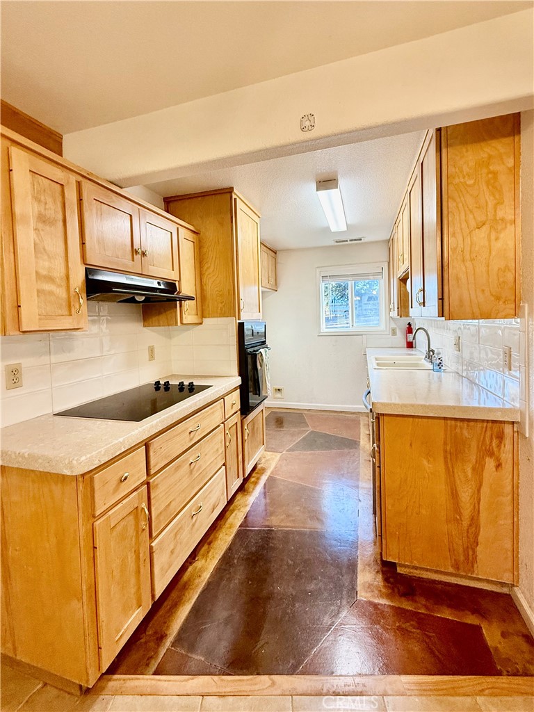 2523 State Highway 140, Catheys Valley, CA 95306