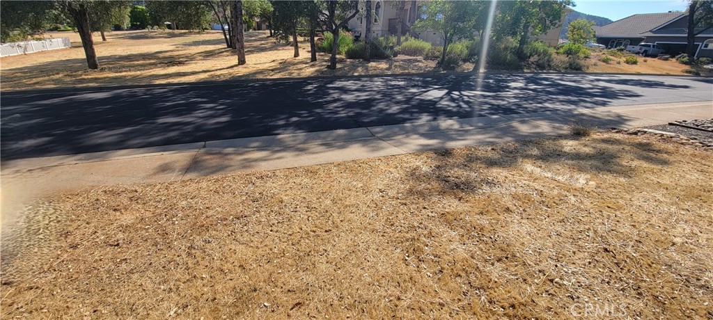 5277 Farfalla Cir, Mariposa, CA 95338