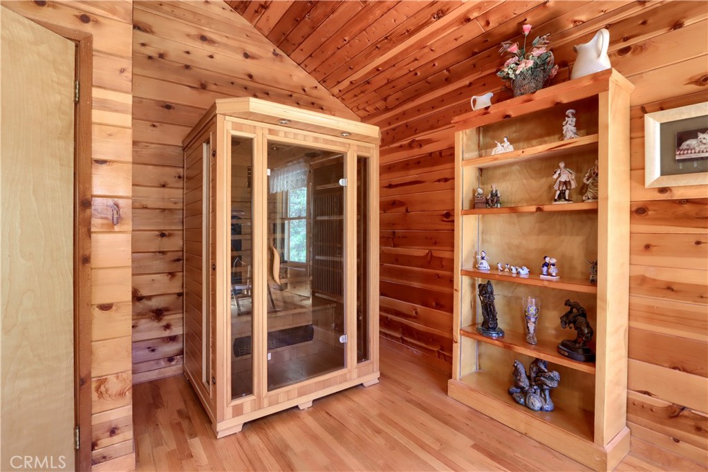 7190 Hites Cove Rd, Mariposa, CA 95338