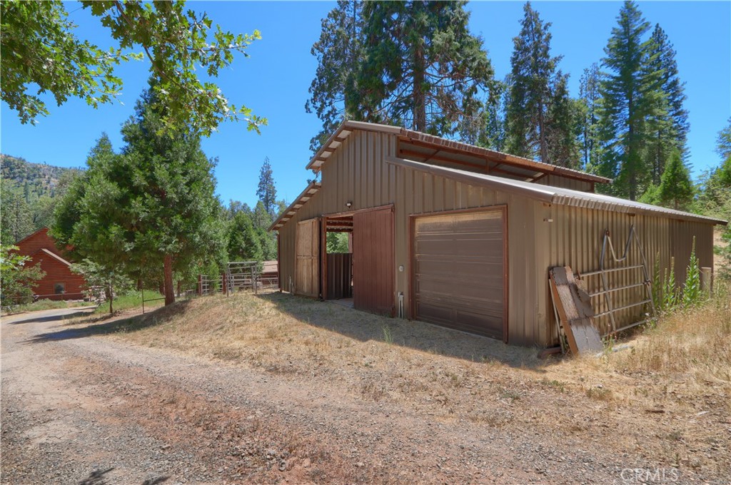 7190 Hites Cove Rd, Mariposa, CA 95338