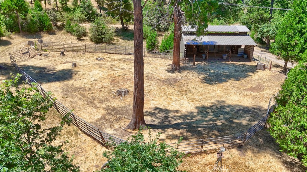 7190 Hites Cove Rd, Mariposa, CA 95338