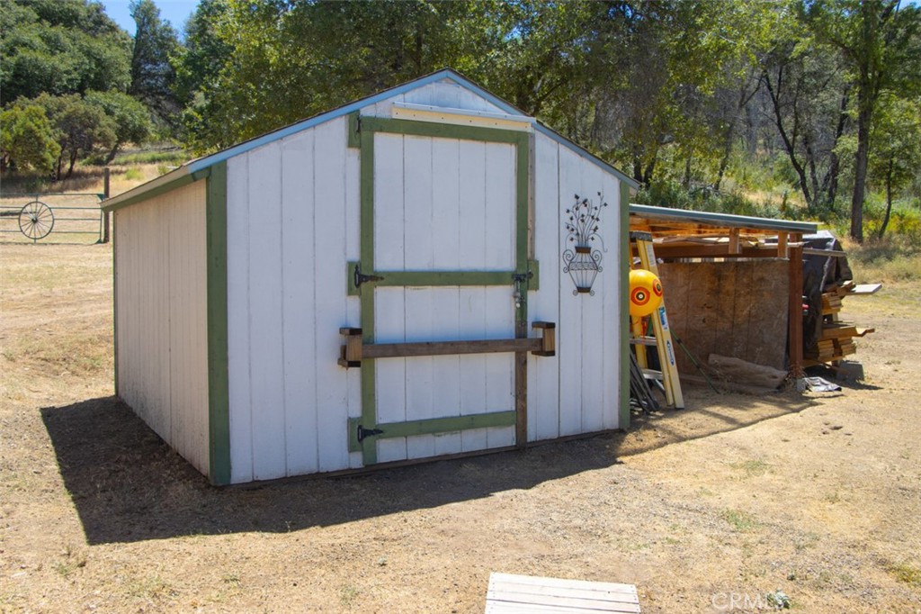 5641 Darrah Rd, Mariposa, CA 95338