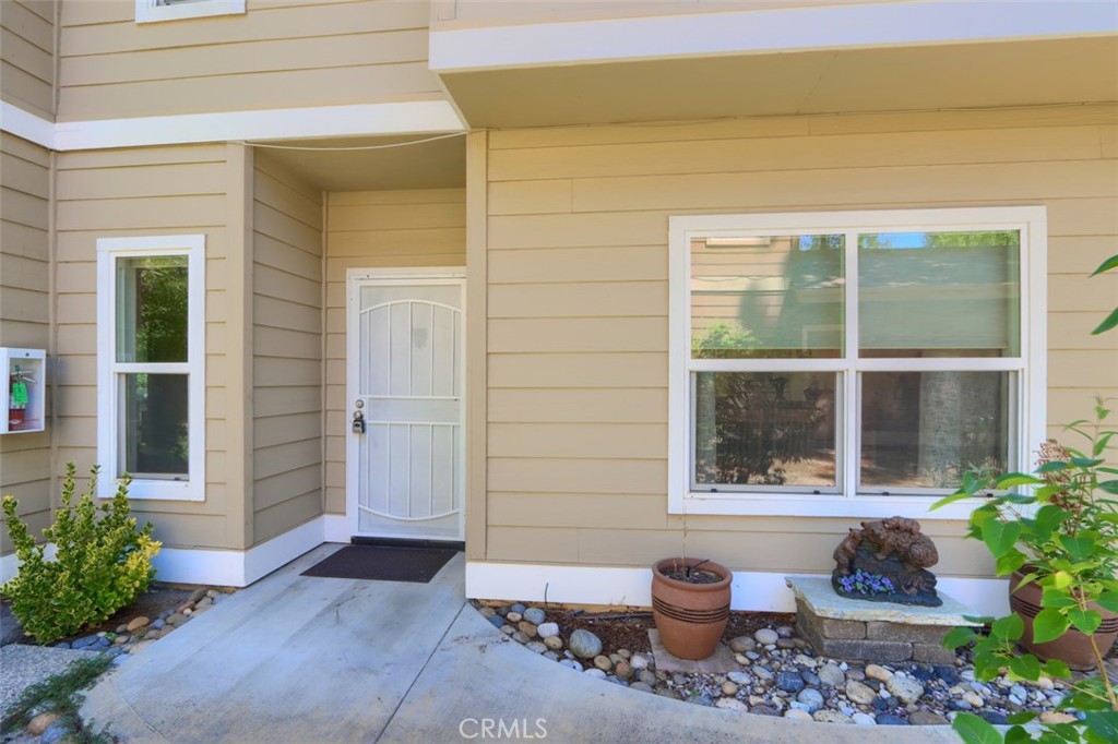 40507 Road 222 #102, Bass Lake, CA 93604