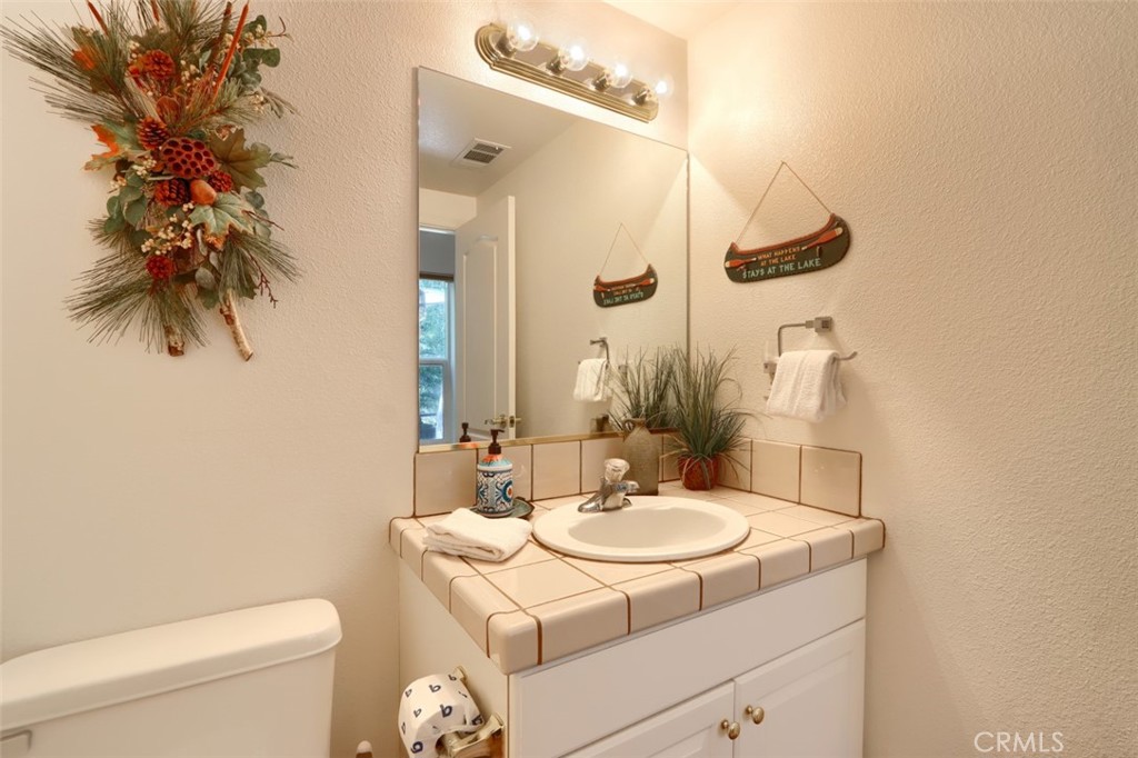 40507 Road 222 #102, Bass Lake, CA 93604