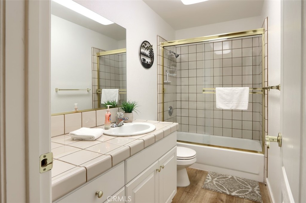 40507 Road 222 #102, Bass Lake, CA 93604