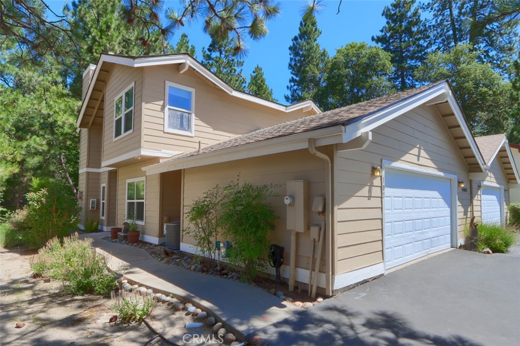 40507 Road 222 #102, Bass Lake, CA 93604