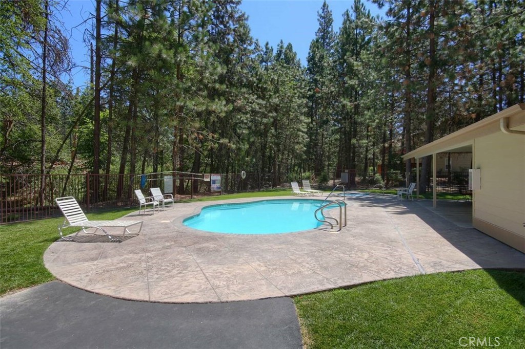 40507 Road 222 #102, Bass Lake, CA 93604