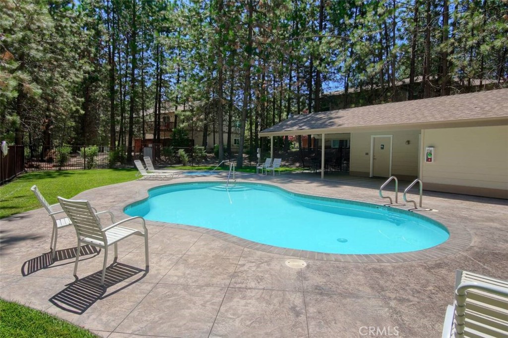 40507 Road 222 #102, Bass Lake, CA 93604