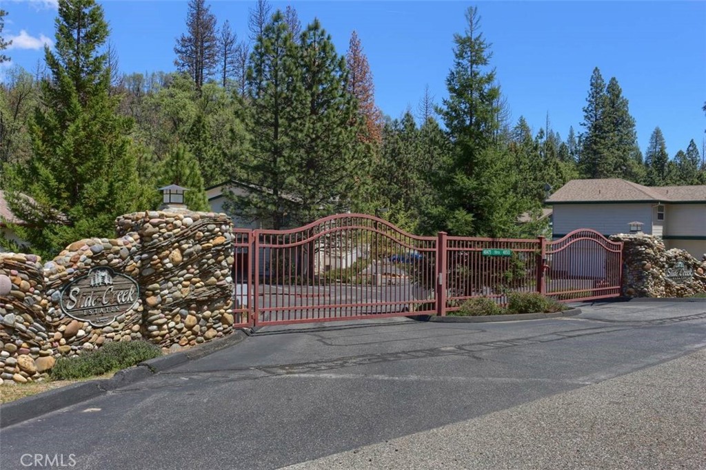 40507 Road 222 #102, Bass Lake, CA 93604