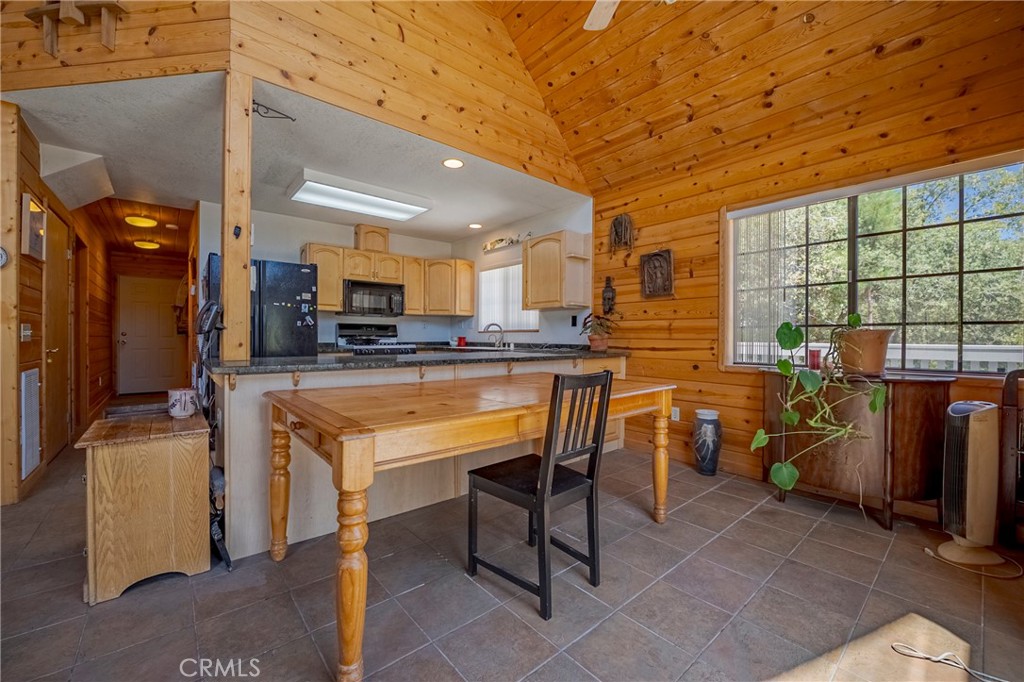 2471 Kokanee Rd, Mariposa, CA 95338