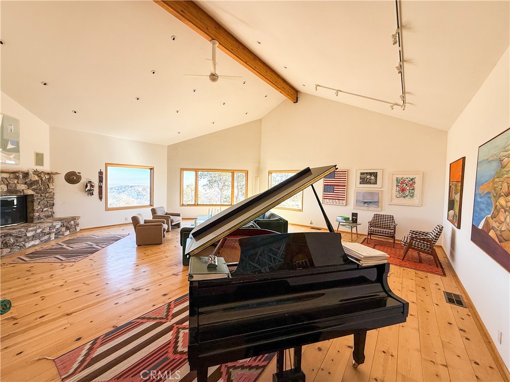 3698 Guadalupe Fire Rd, Catheys Valley, CA 95306