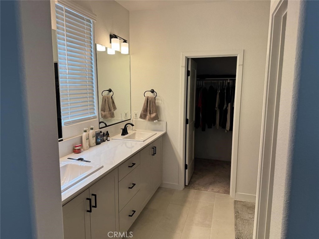 4035 Braden, Madera, CA 93636