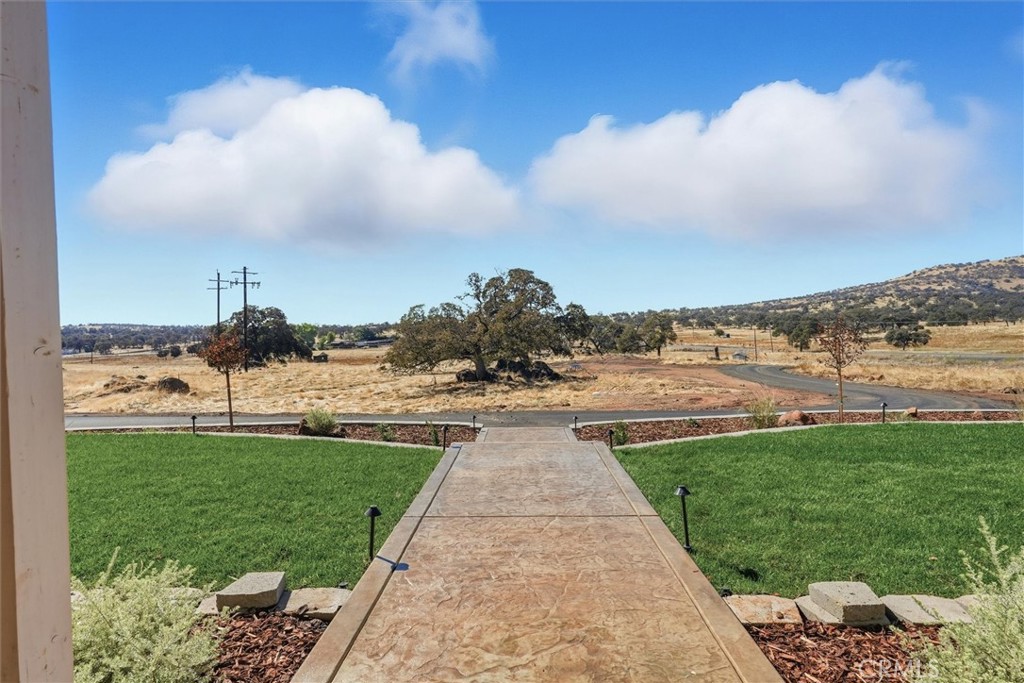 2590 State Highway 140, Catheys Valley, CA 95306