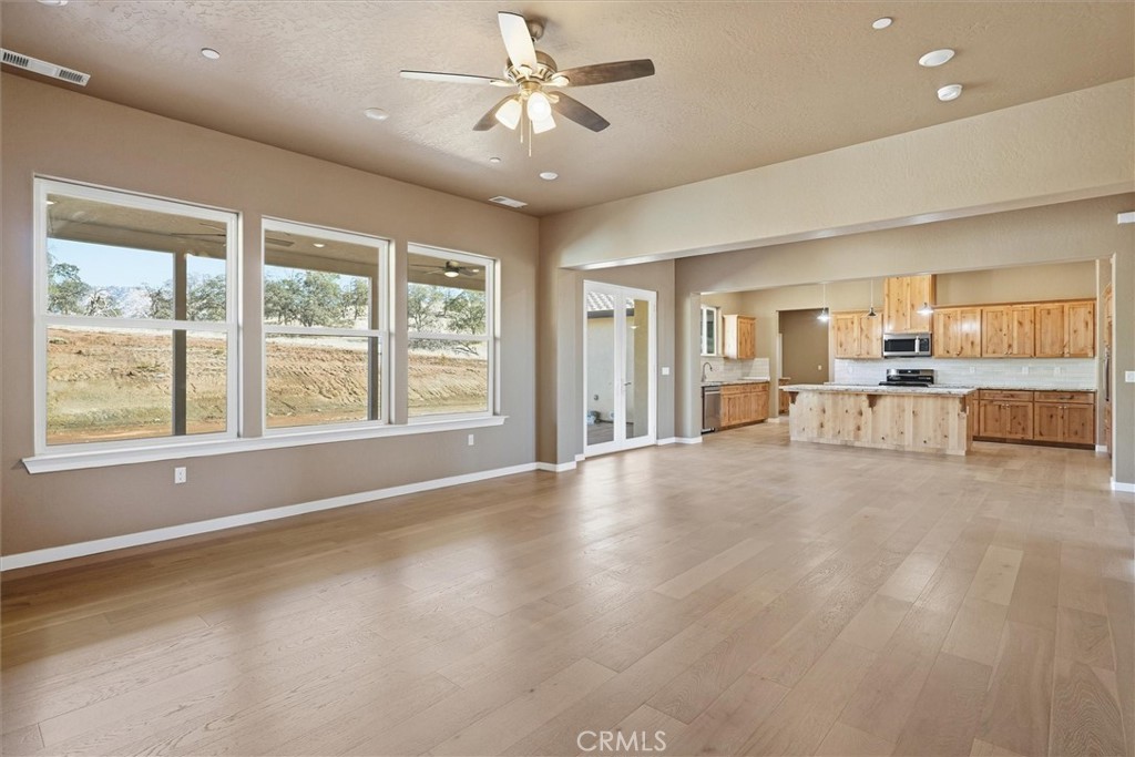 2590 State Highway 140, Catheys Valley, CA 95306