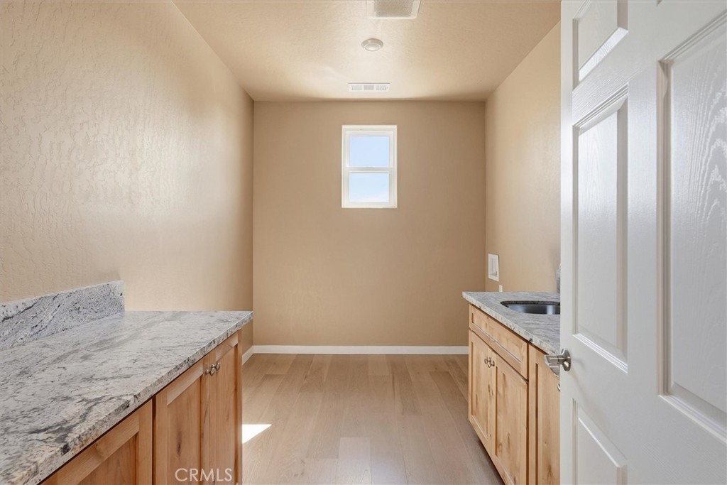 2590 State Highway 140, Catheys Valley, CA 95306