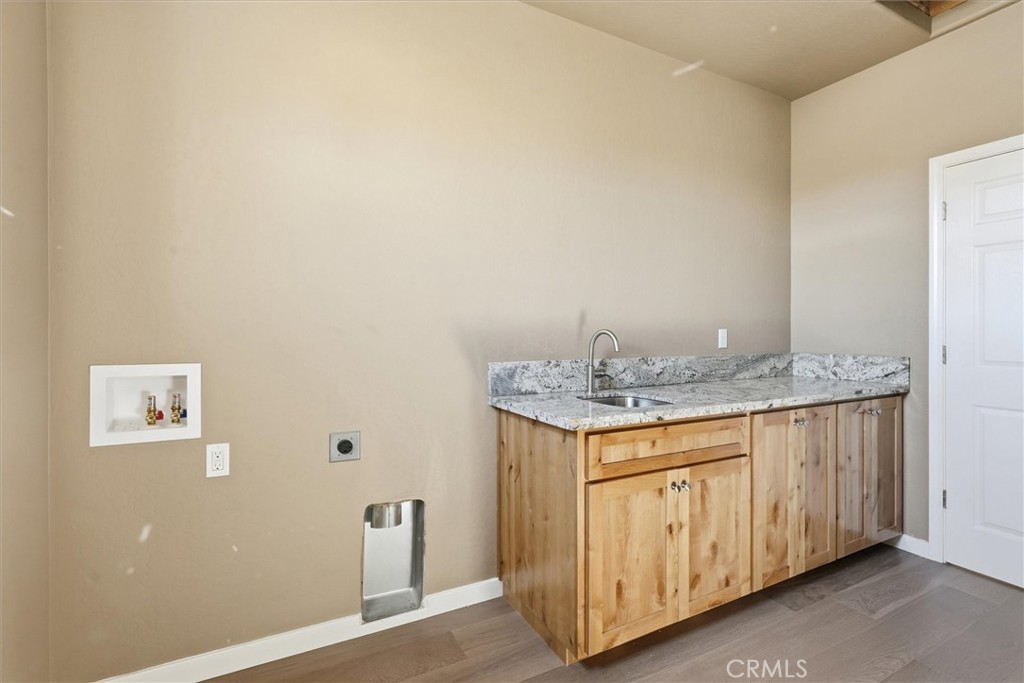 2590 State Highway 140, Catheys Valley, CA 95306