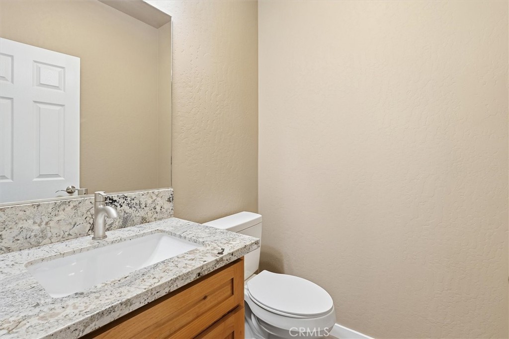 2590 State Highway 140, Catheys Valley, CA 95306