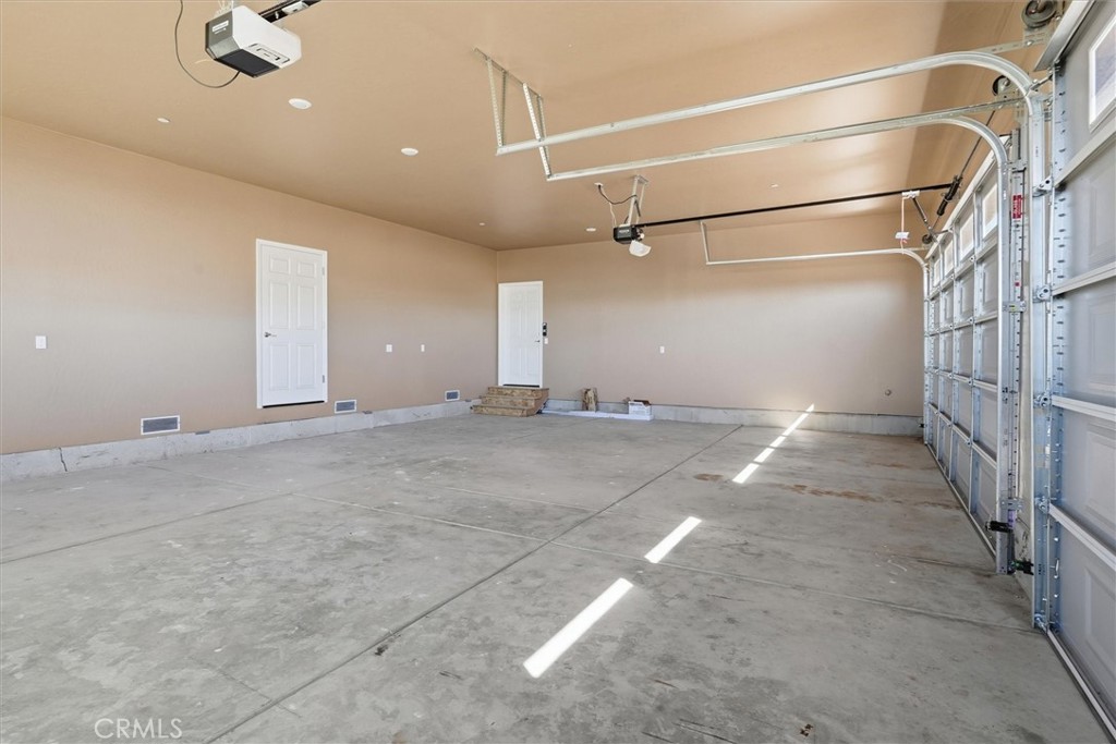 2590 State Highway 140, Catheys Valley, CA 95306