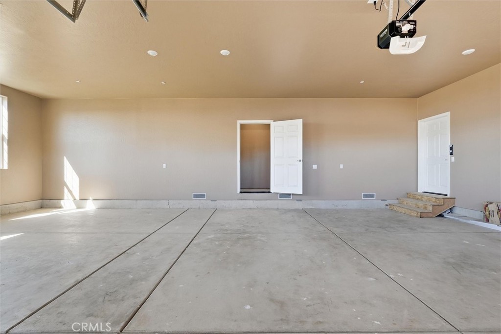 2590 State Highway 140, Catheys Valley, CA 95306