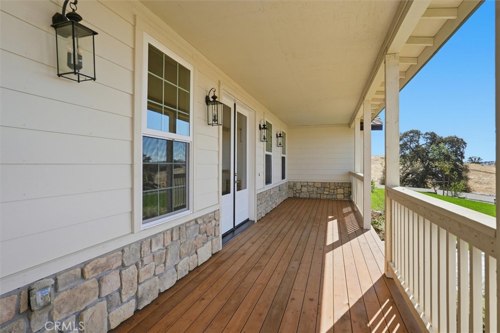 2590 State Highway 140, Catheys Valley, CA 95306