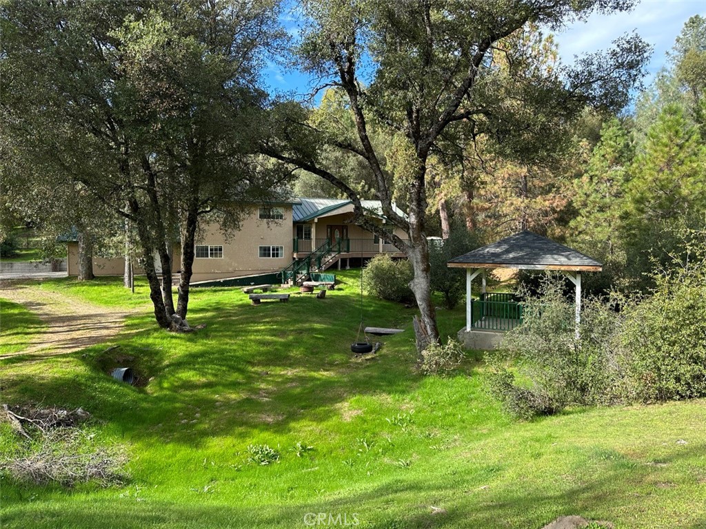 4965 Peak View Rd, Mariposa, CA 95338