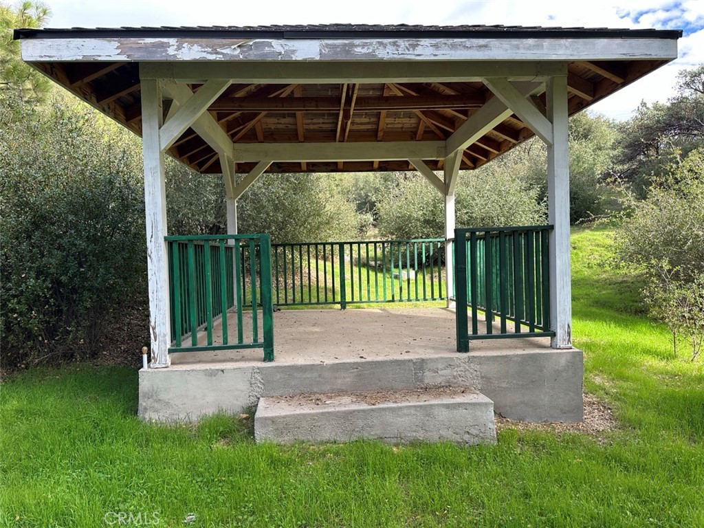 4965 Peak View Rd, Mariposa, CA 95338