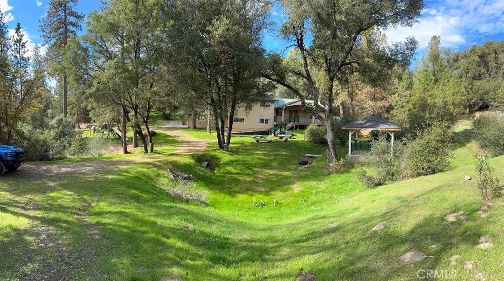 4965 Peak View Rd, Mariposa, CA 95338