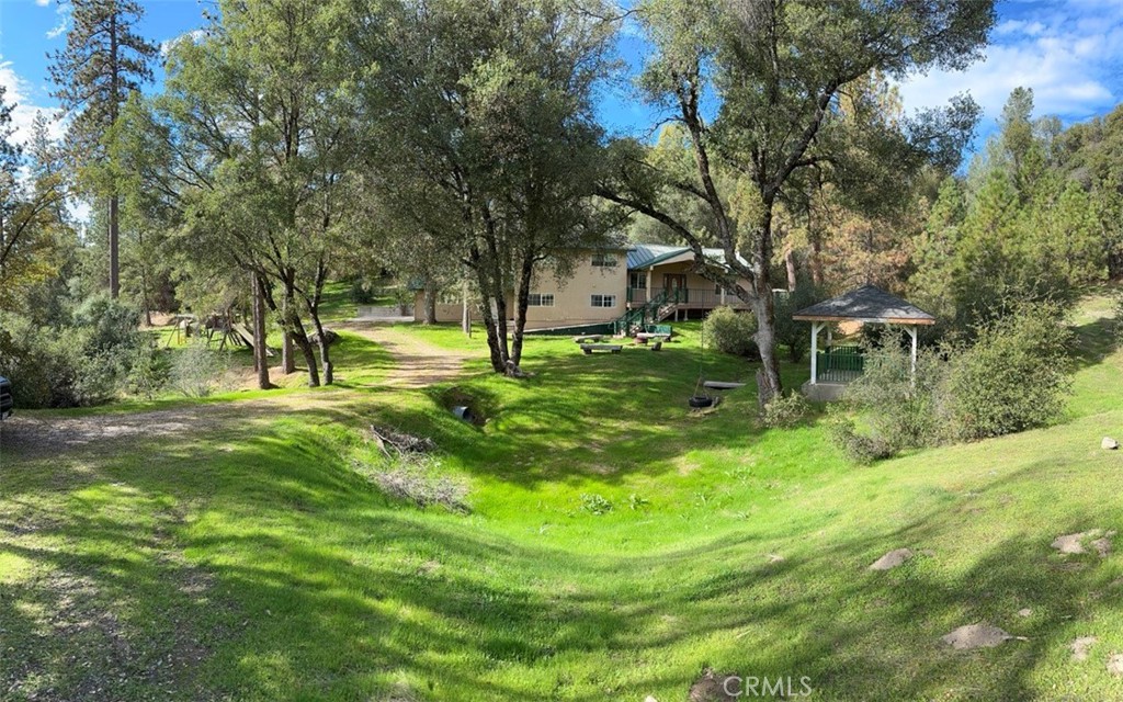 4965 Peak View Rd, Mariposa, CA 95338