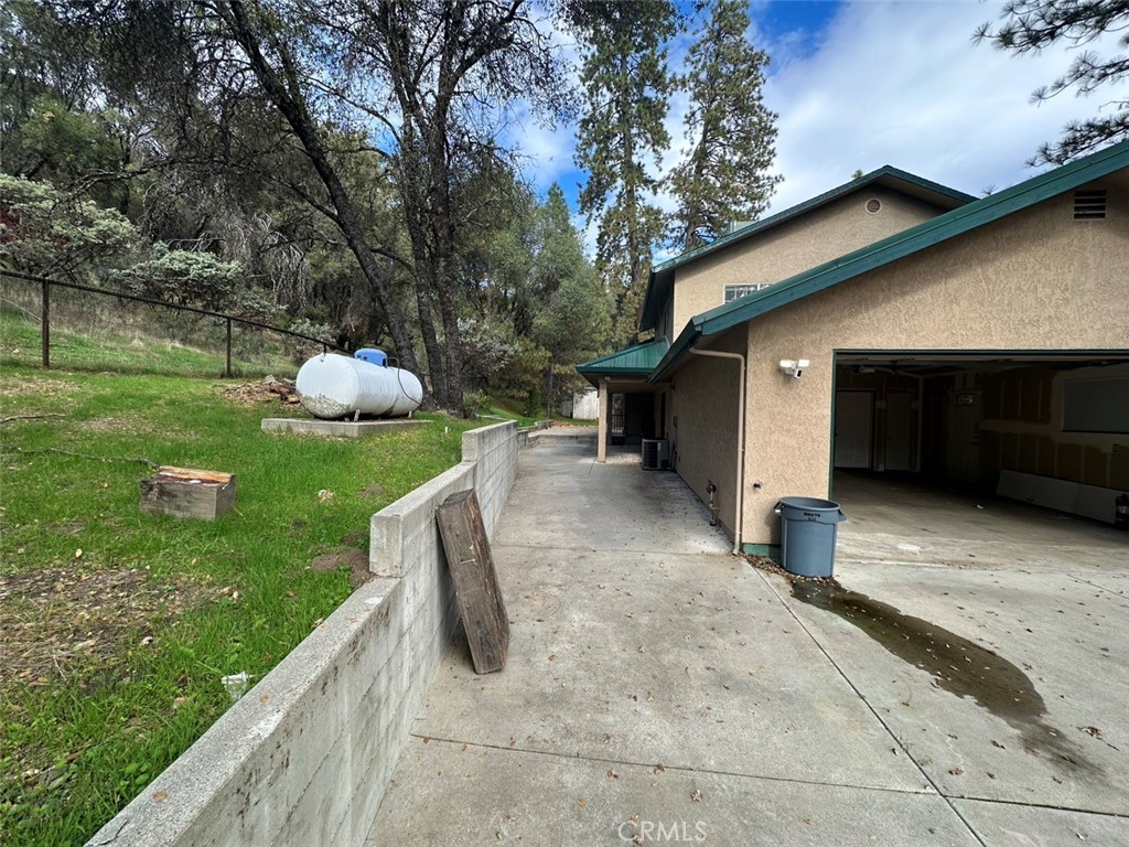 4965 Peak View Rd, Mariposa, CA 95338