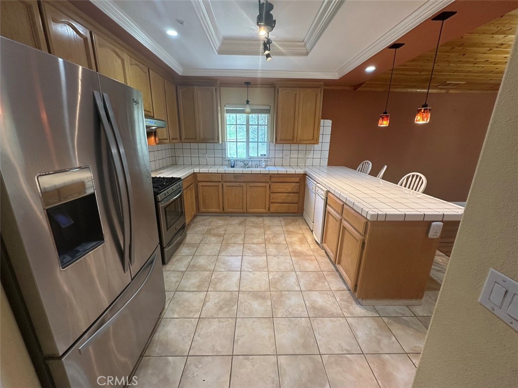 4965 Peak View Rd, Mariposa, CA 95338