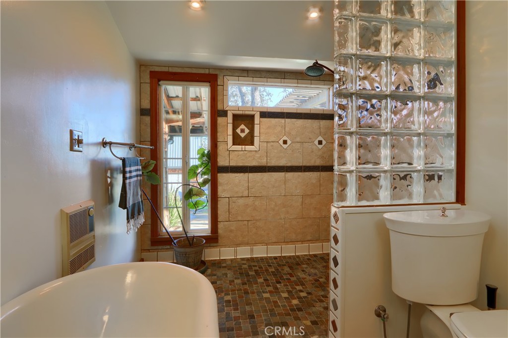 2380 Old Highway, Catheys Valley, CA 95306