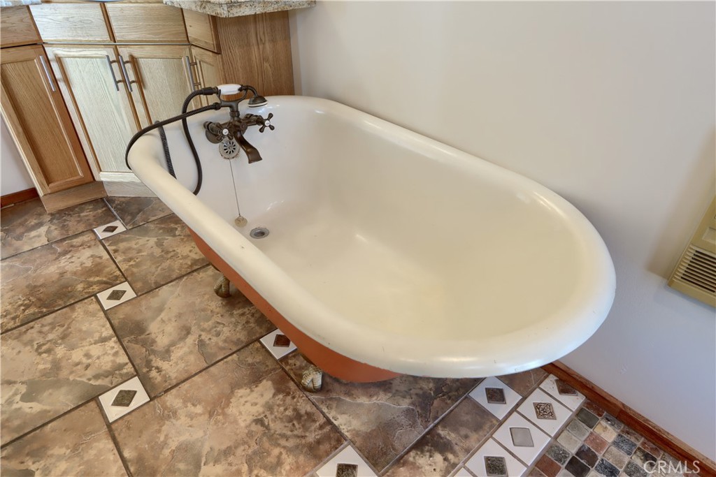 2380 Old Highway, Catheys Valley, CA 95306