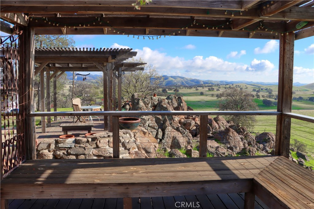 2380 Old Highway, Catheys Valley, CA 95306